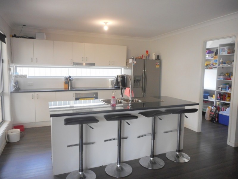 7 HYPERNO CLOSE, Raceview QLD 4305