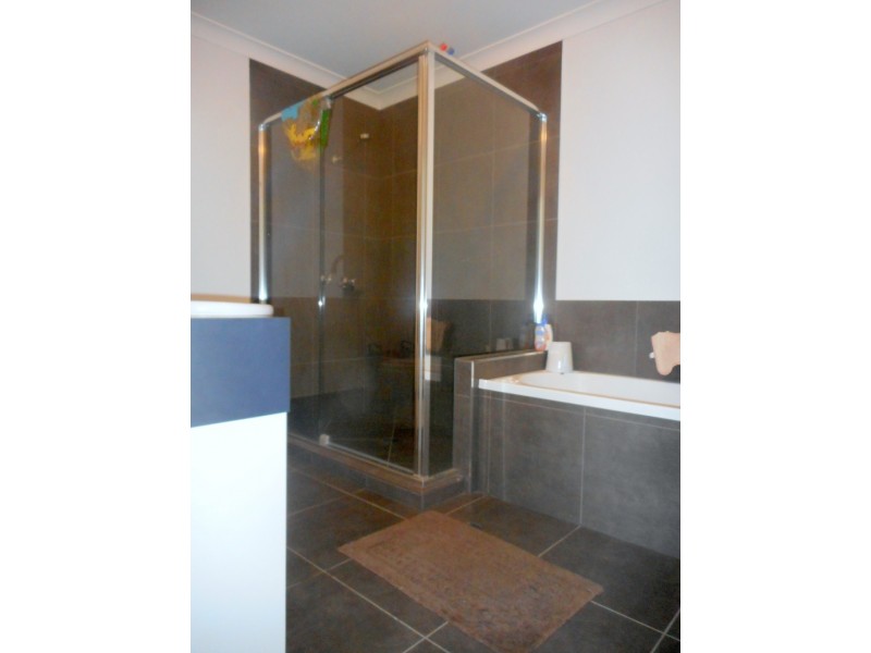 7 HYPERNO CLOSE, Raceview QLD 4305