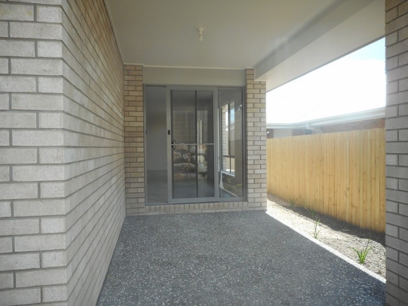 12 Stirling Cct, Redbank Plains QLD 4301