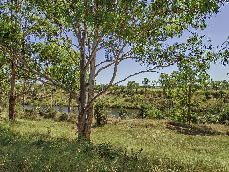 81 LINUM ROAD, Wivenhoe Pocket QLD 4306