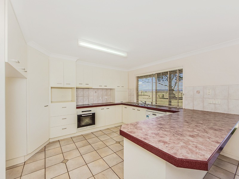 81 LINUM ROAD, Wivenhoe Pocket QLD 4306