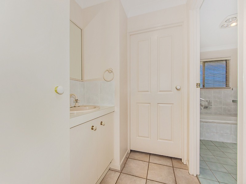 81 LINUM ROAD, Wivenhoe Pocket QLD 4306