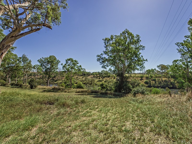 81 LINUM ROAD, Wivenhoe Pocket QLD 4306