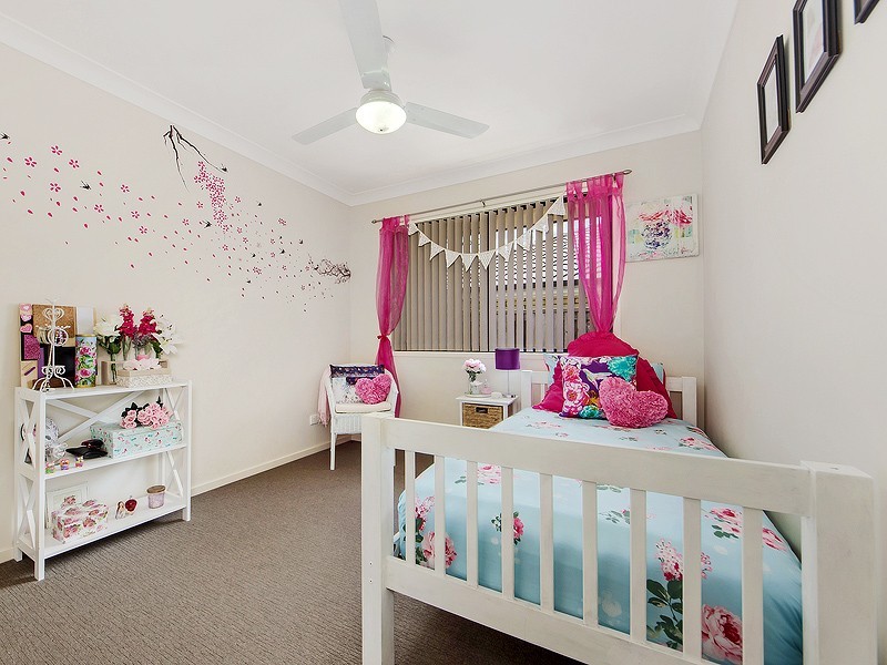 21 WILLOWOOD PLACE, Fernvale QLD 4306