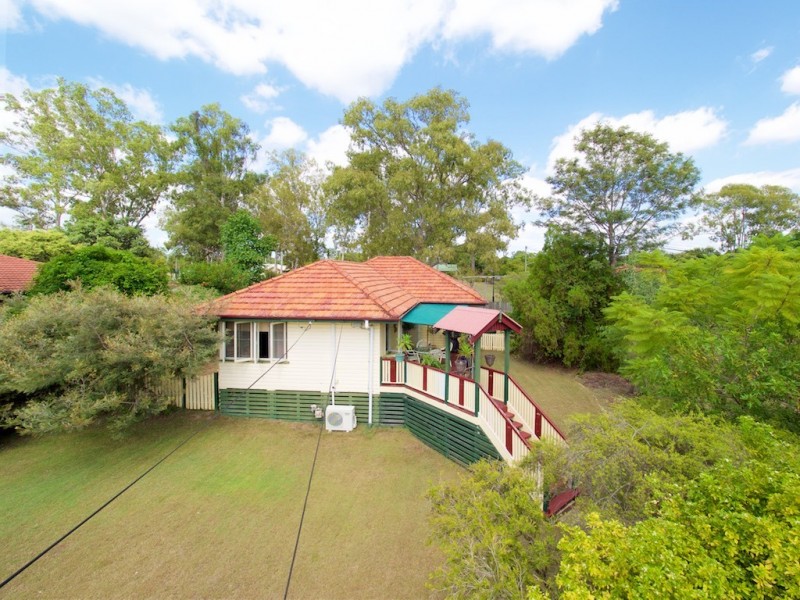 25 BAILLIESTON STREET, Leichhardt QLD 4305