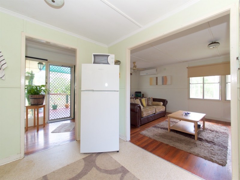 25 BAILLIESTON STREET, Leichhardt QLD 4305