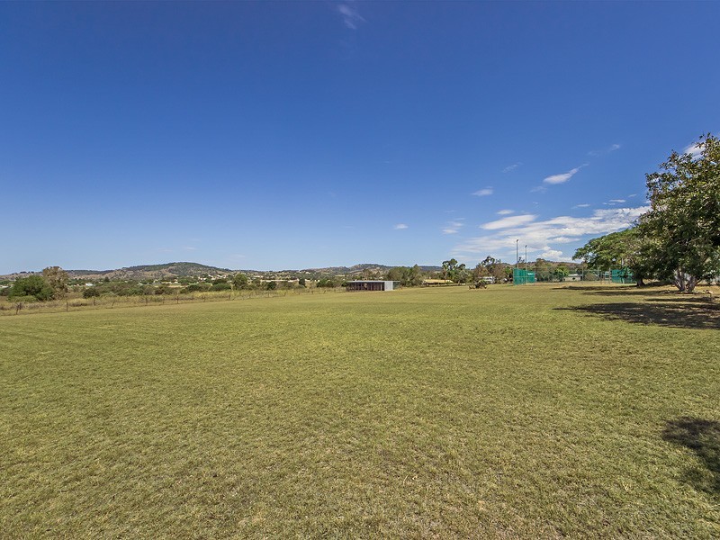 86 REINBOTTS ROAD, Lowood QLD 4311