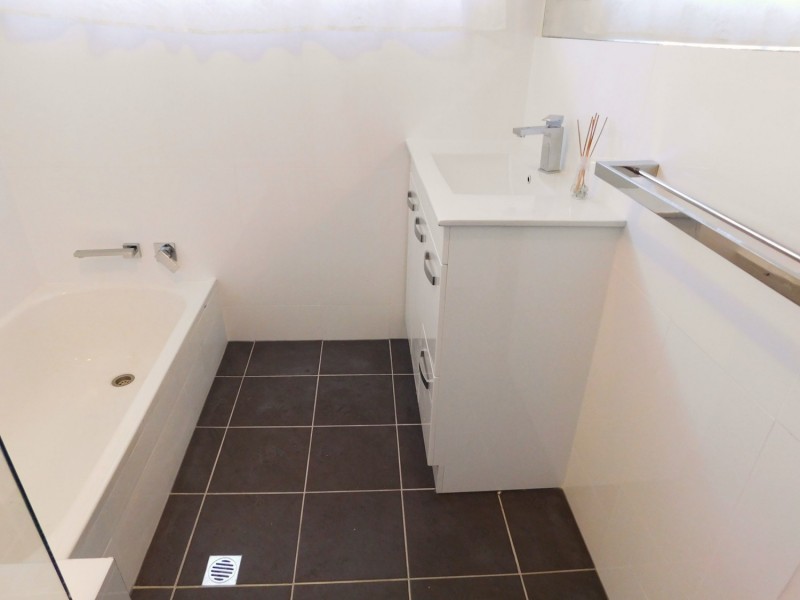 10 MARION STREET, Goodna QLD 4300