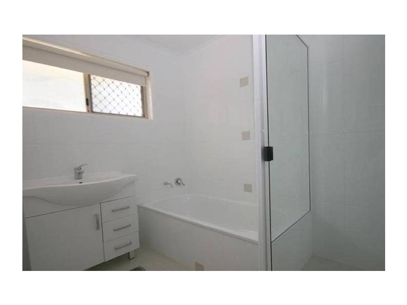 64a GLADSTONE ROAD, Sadliers Crossing QLD 4305