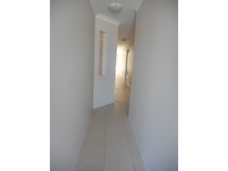 26 ABBOT CIRCUIT, Bellbird Park QLD 4300