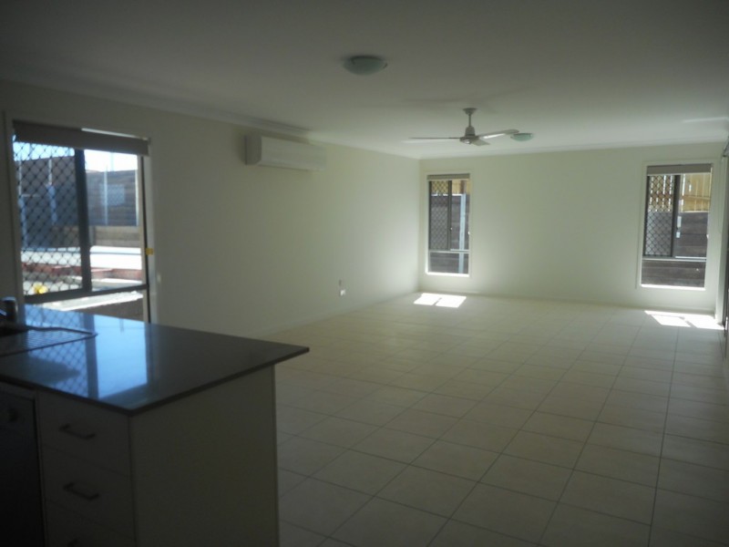 26 ABBOT CIRCUIT, Bellbird Park QLD 4300