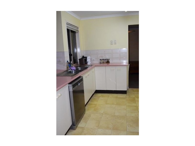 16 BANGALOW CRESCENT, Raceview QLD 4305