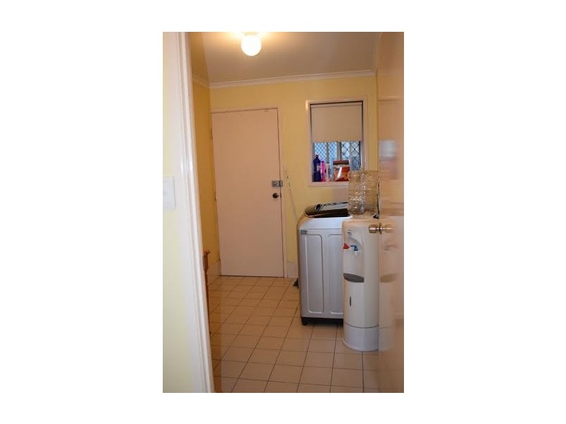16 BANGALOW CRESCENT, Raceview QLD 4305