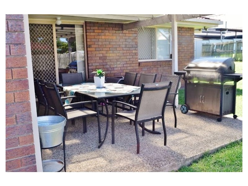 16 BANGALOW CRESCENT, Raceview QLD 4305