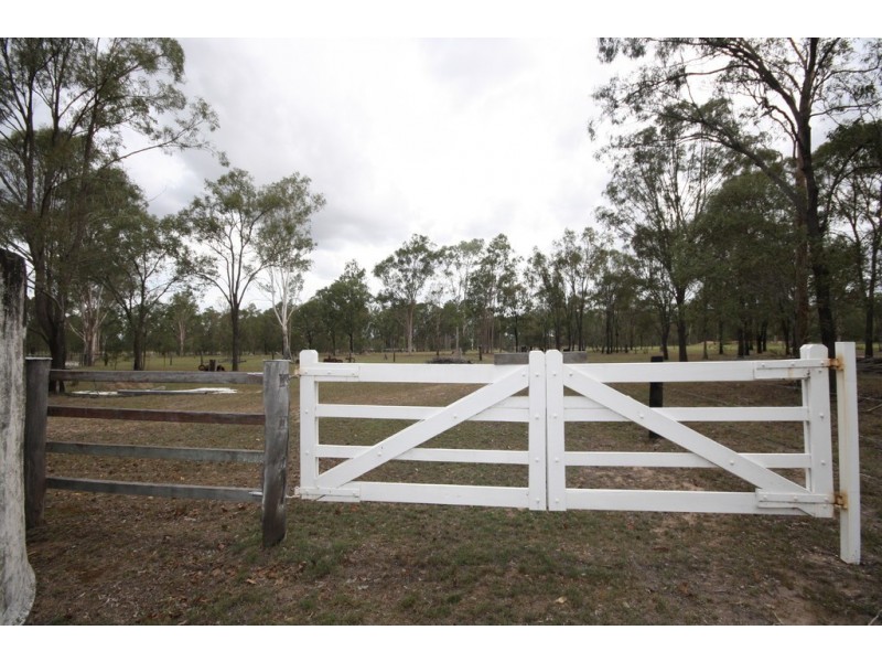 20 HASLINGDEN ROAD, Lockyer Waters QLD 4311
