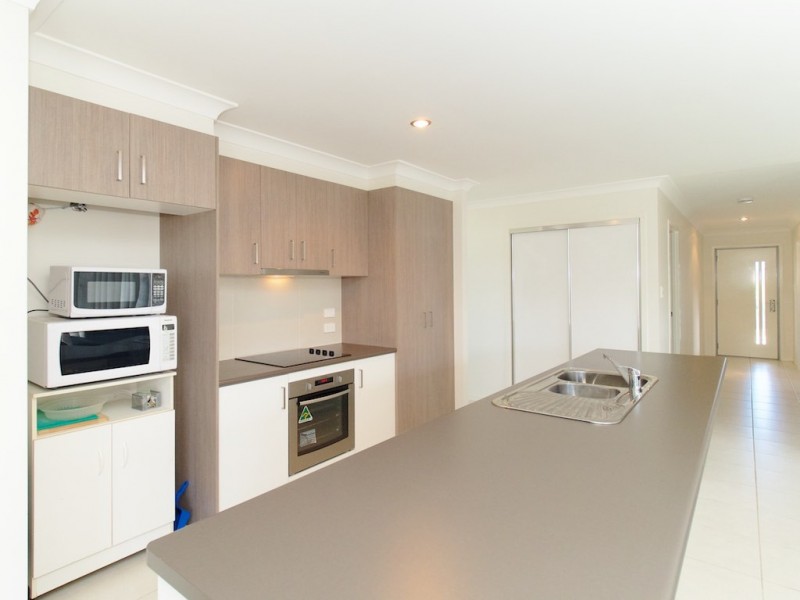 86 WINDLE ROAD, Brassall QLD 4305