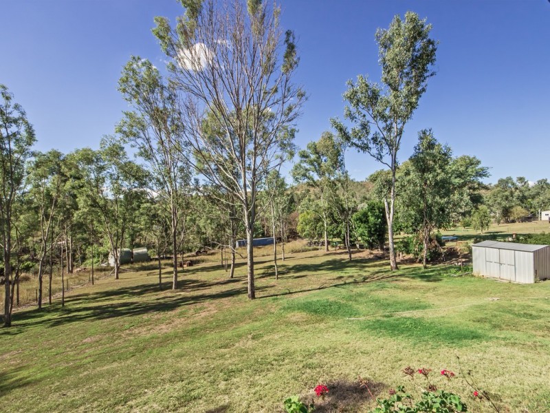 79 CARRALLUMA CR, Fernvale QLD 4306