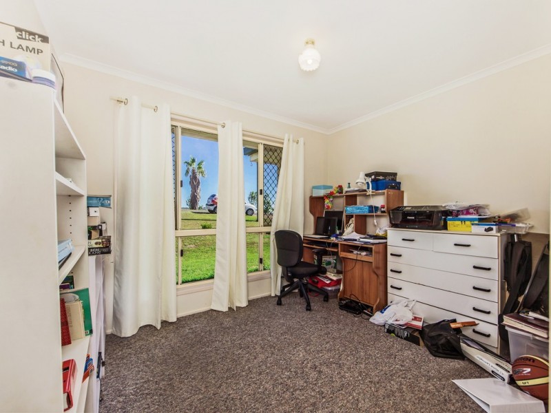 79 CARRALLUMA CR, Fernvale QLD 4306