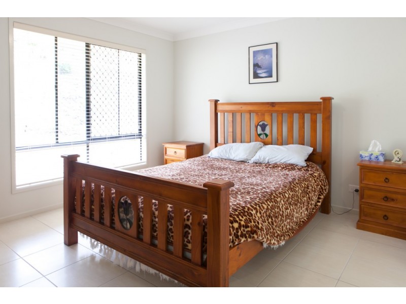 11 MARANOA COURT, Fernvale QLD 4306