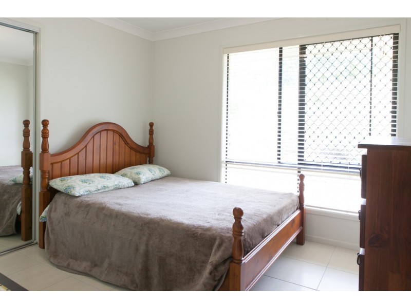 11 MARANOA COURT, Fernvale QLD 4306