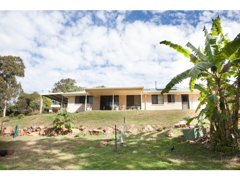 11 MARANOA COURT, Fernvale QLD 4306