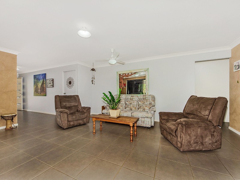 61 BLUE GUM DRIVE, Lowood QLD 4311