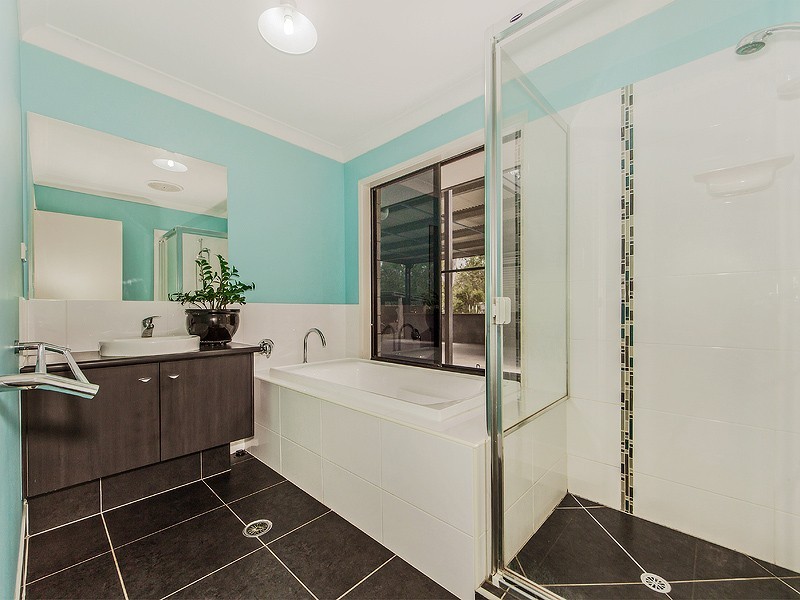 61 BLUE GUM DRIVE, Lowood QLD 4311