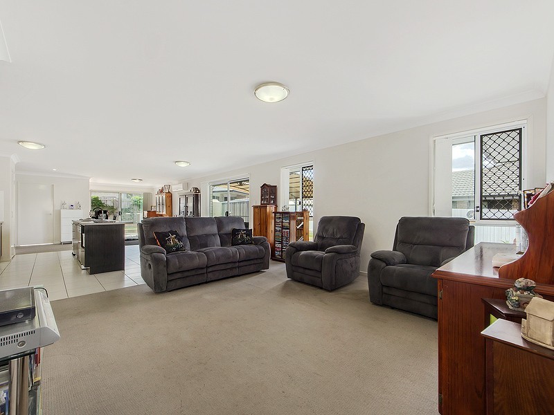 12 SANDPIPER DRIVE, Lowood QLD 4311