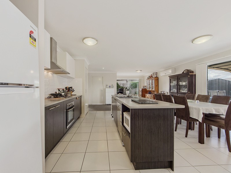 12 SANDPIPER DRIVE, Lowood QLD 4311