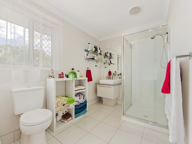 12 SANDPIPER DRIVE, Lowood QLD 4311