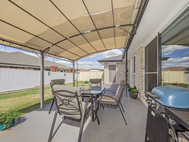 12 SANDPIPER DRIVE, Lowood QLD 4311