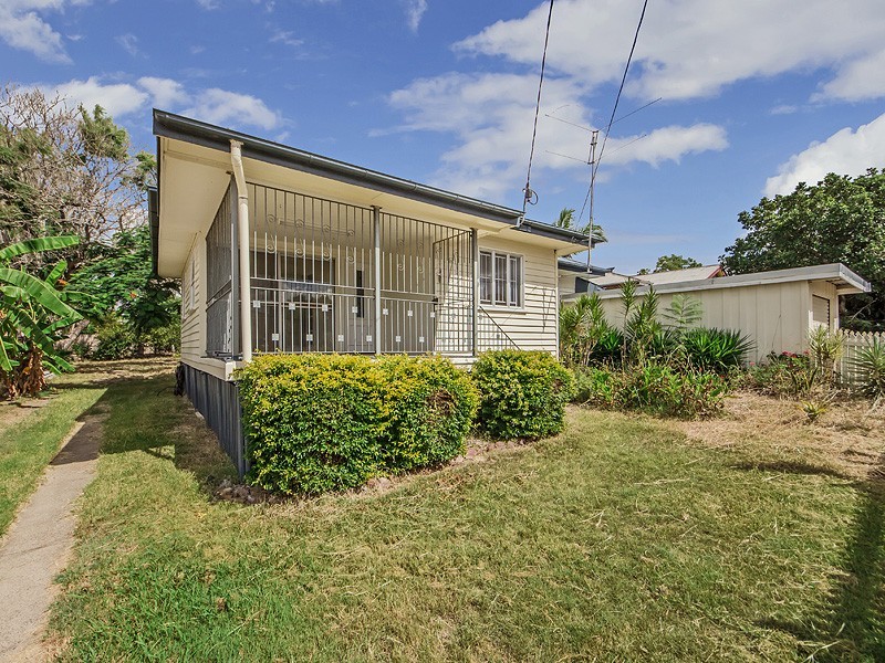 4 GRENVILLE STREET, Basin Pocket QLD 4305
