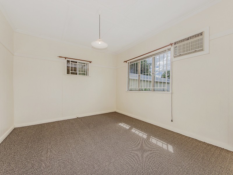 4 GRENVILLE STREET, Basin Pocket QLD 4305