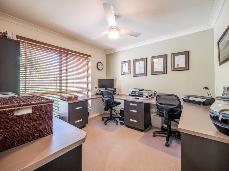 11 TALLAROOK COURT, Karana Downs QLD 4306