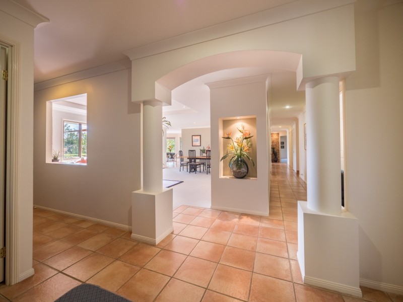 11 TALLAROOK COURT, Karana Downs QLD 4306