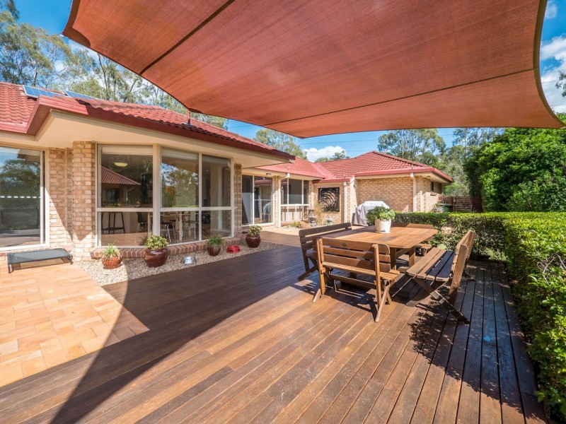 11 TALLAROOK COURT, Karana Downs QLD 4306