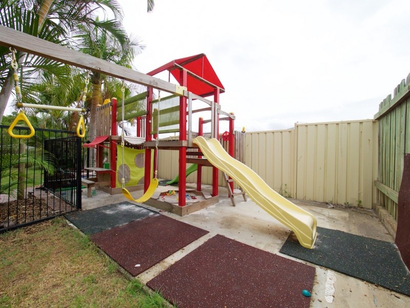 62 THOMAS STREET, Flinders View QLD 4305
