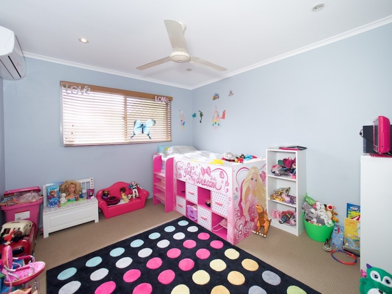 62 THOMAS STREET, Flinders View QLD 4305