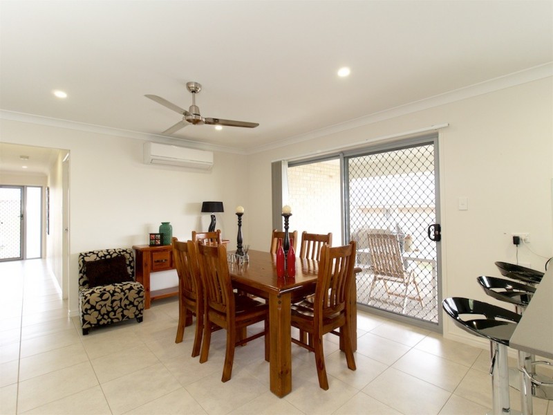 137 SARAH DRIVE, Yamanto QLD 4305