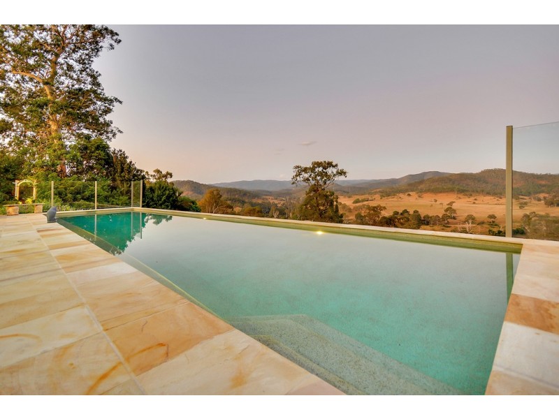 199 Banks Creek Road, Fernvale QLD 4306