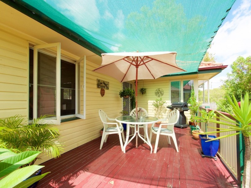 25 Baillieston Street, Leichhardt QLD 4305