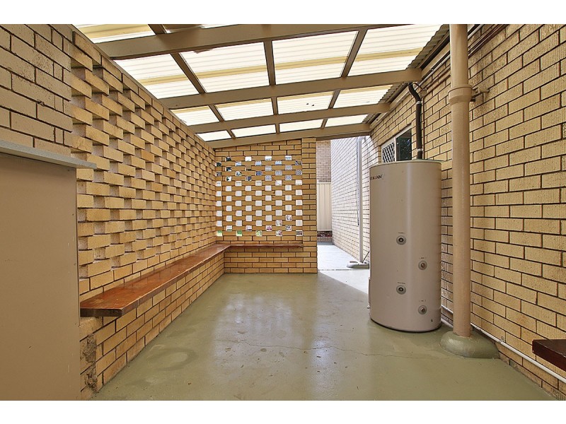 3 CORNWALL STREET, Eastern Heights QLD 4305