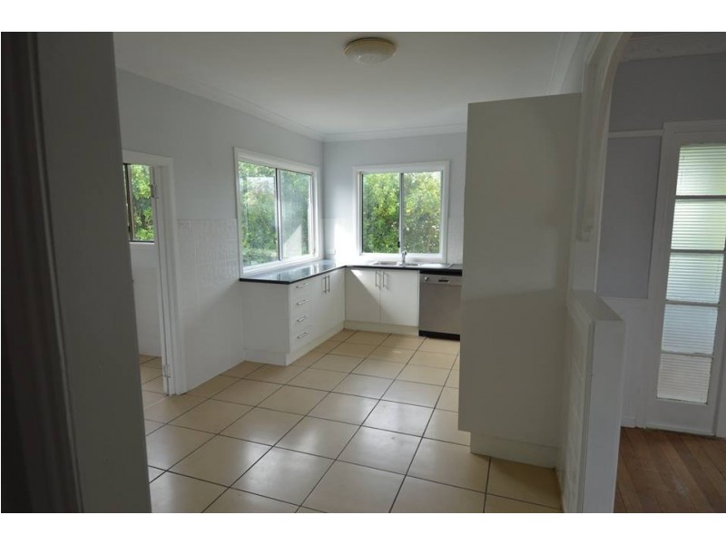 21A PINE MOUNTAIN ROAD, North Ipswich QLD 4305