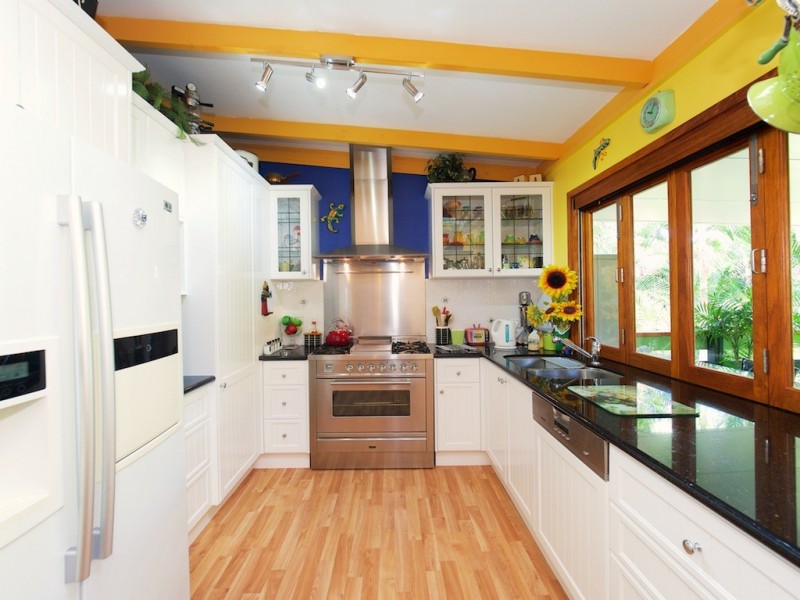 3 WOODLAND CLOSE, North Ipswich QLD 4305