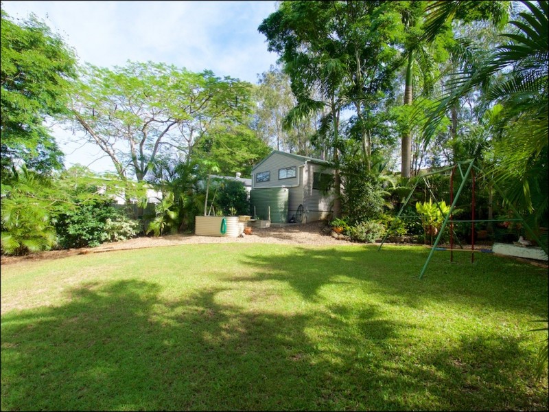 3 WOODLAND CLOSE, North Ipswich QLD 4305