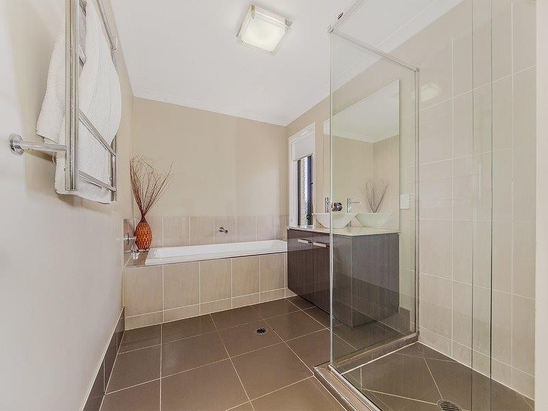 4 DALEWOOD PLACE, Fernvale QLD 4306