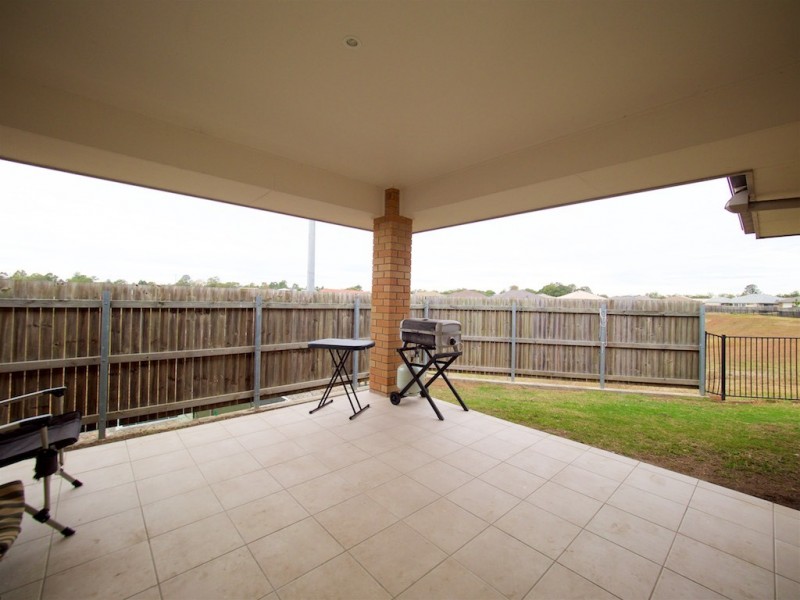 35 OXFORD STREET, North Booval QLD 4304