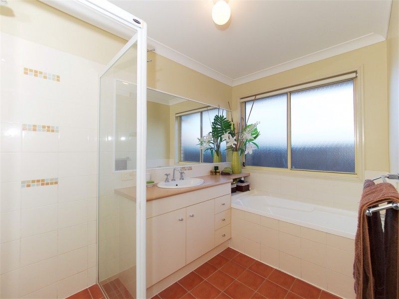 3 CORKWOOD COURT, Brassall QLD 4305