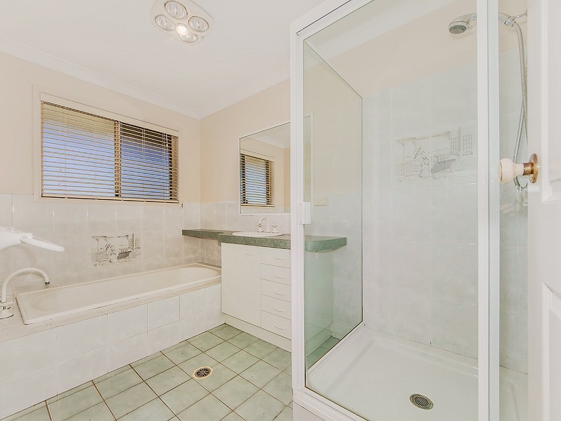 81 LINUM ROAD, Wivenhoe Pocket QLD 4306