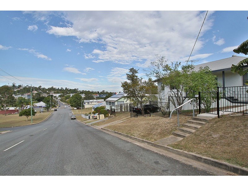 41 TIGER STREET, West Ipswich QLD 4305